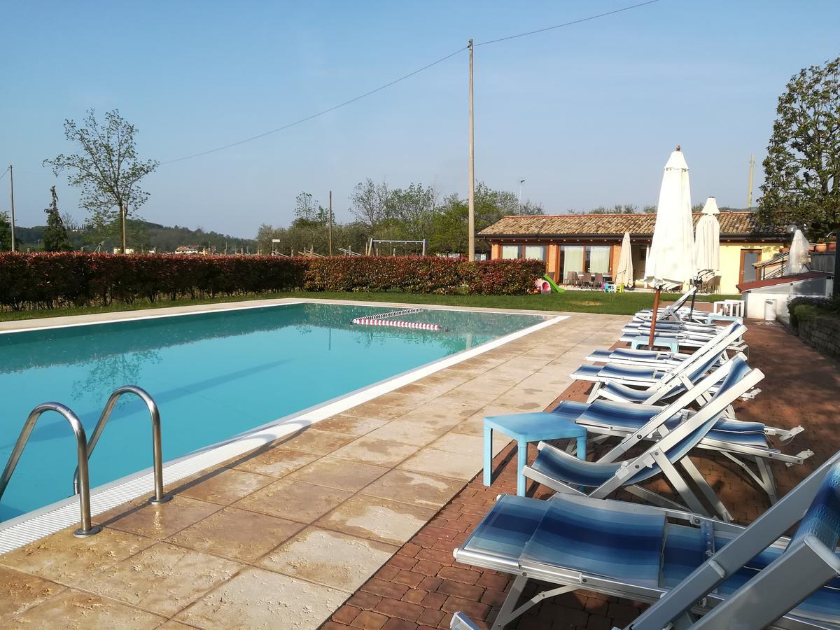 Agriturismo Corte Dei Fiori Caprino Veronese Exterior foto